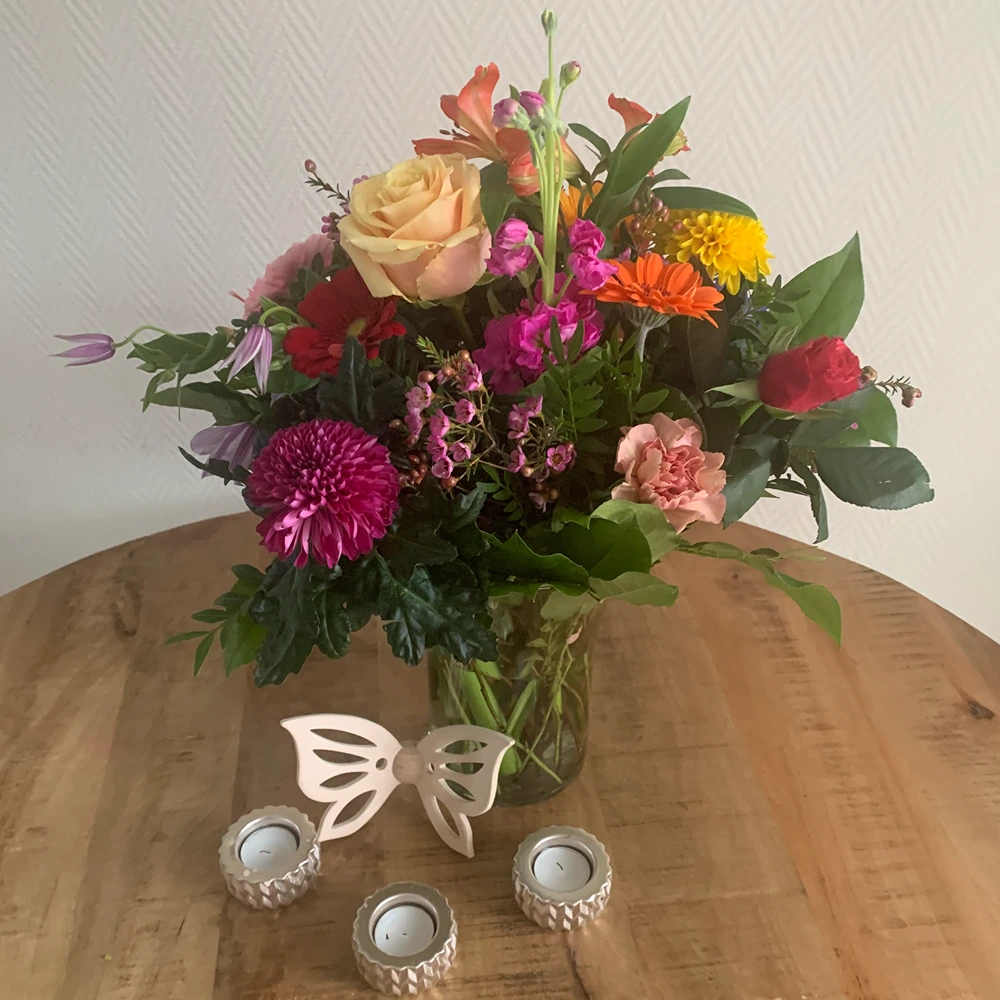 Bloemen met vlinder